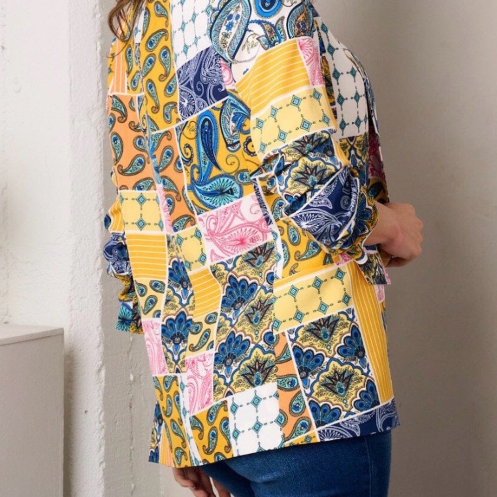 WOMEN'S 3/4 SLEEVE OPEN
FRONT MULTI PRINT
BLAZER - Picture 2 of 3